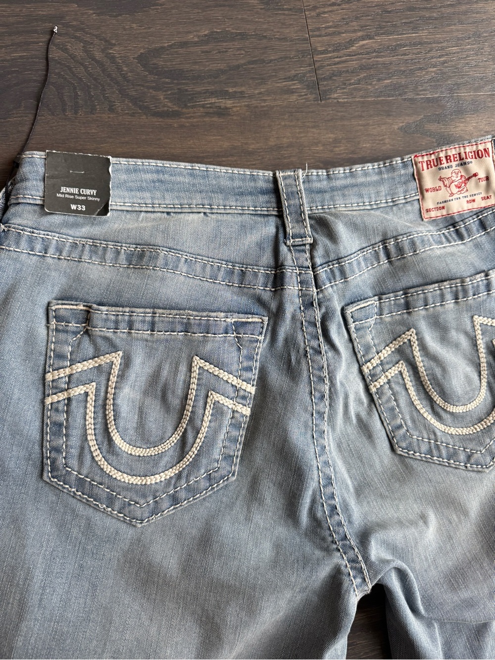 True Religion Jennie Mid Rise Curvy Skinny Jean $155 Size 33 NWT - Picture 6 of 6